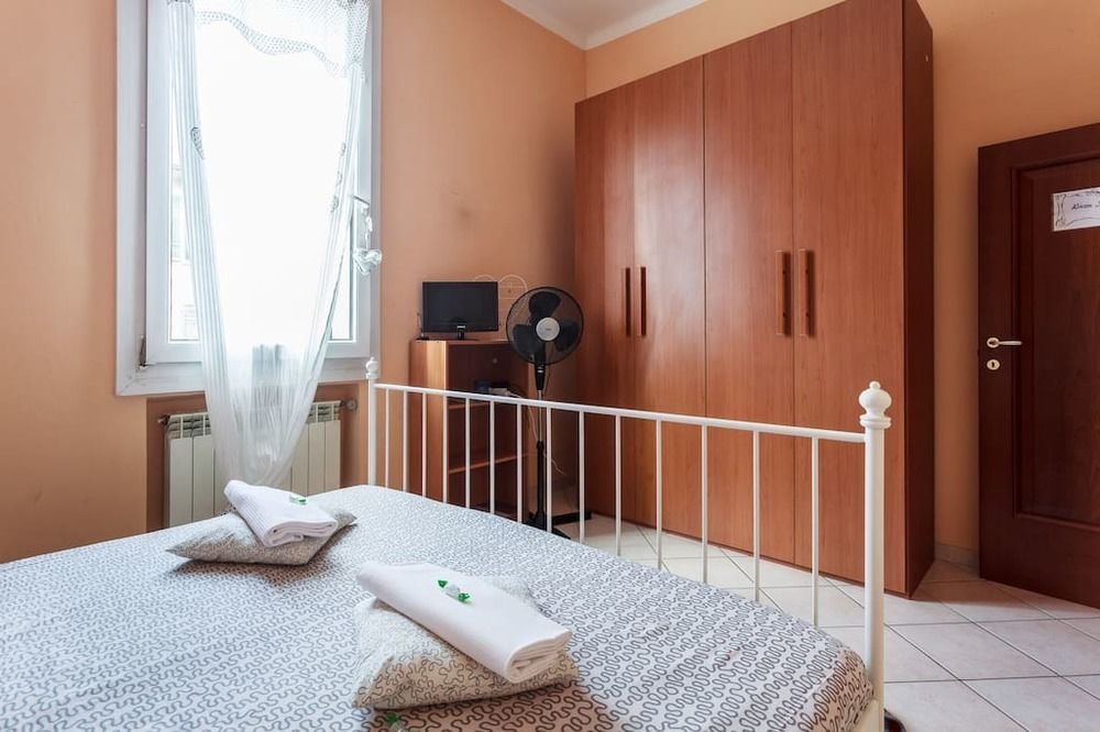 Stazione Centrale Bed & Breakfast Bolonya Dış mekan fotoğraf
