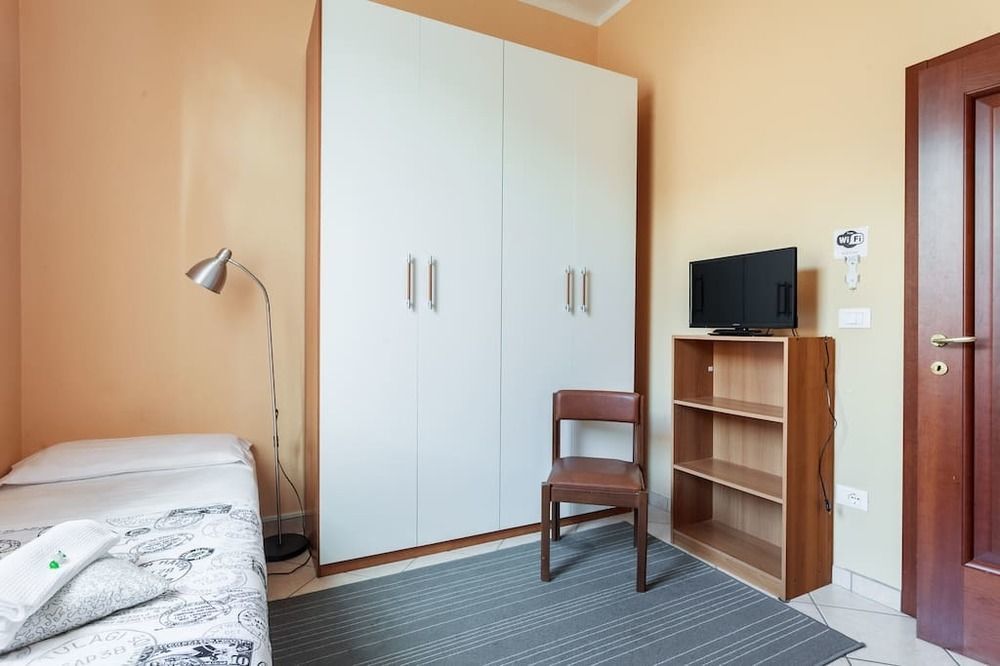 Stazione Centrale Bed & Breakfast Bolonya Dış mekan fotoğraf