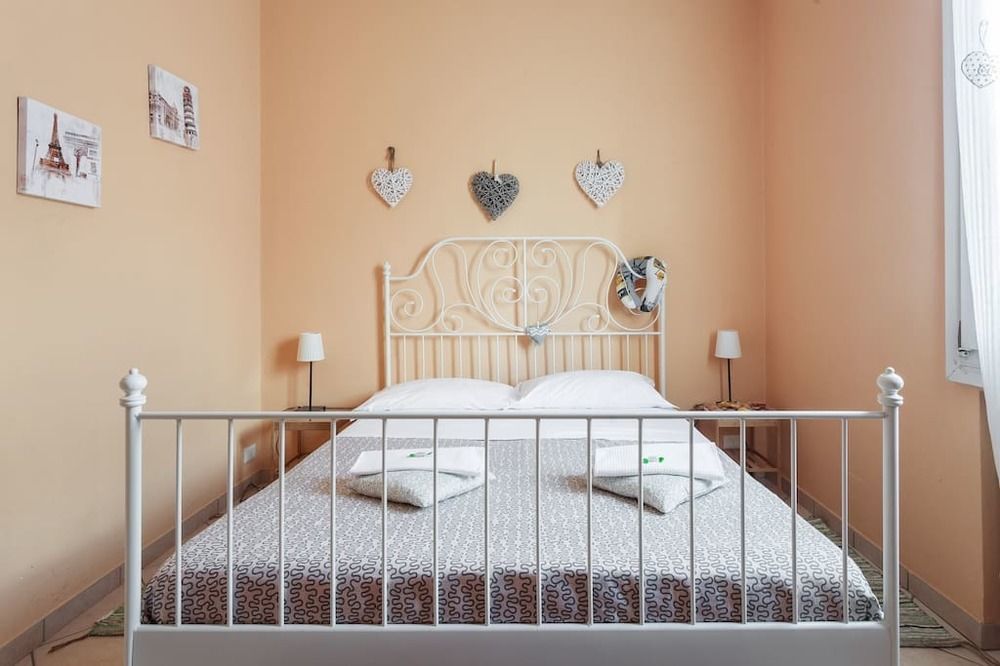 Stazione Centrale Bed & Breakfast Bolonya Dış mekan fotoğraf
