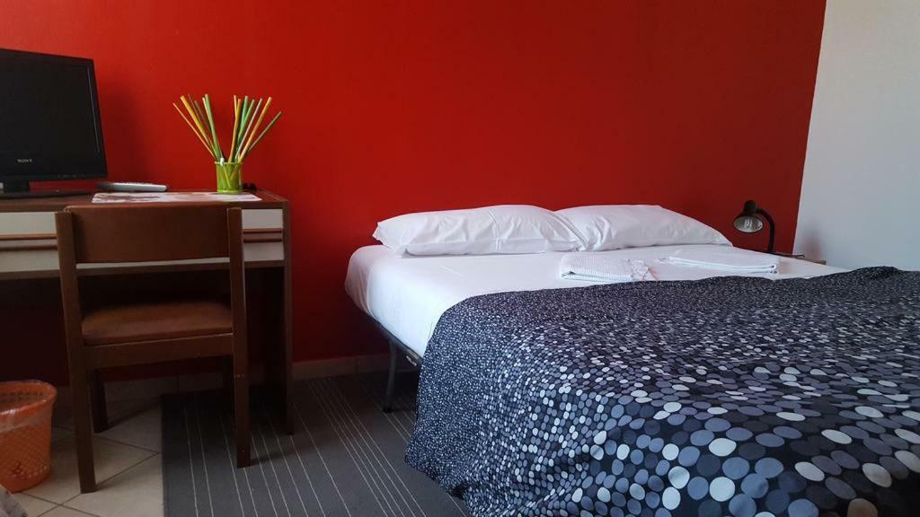 Stazione Centrale Bed & Breakfast Bolonya Dış mekan fotoğraf