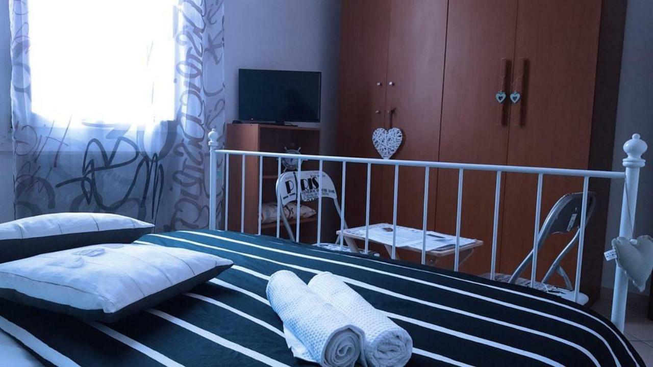 Stazione Centrale Bed & Breakfast Bolonya Dış mekan fotoğraf